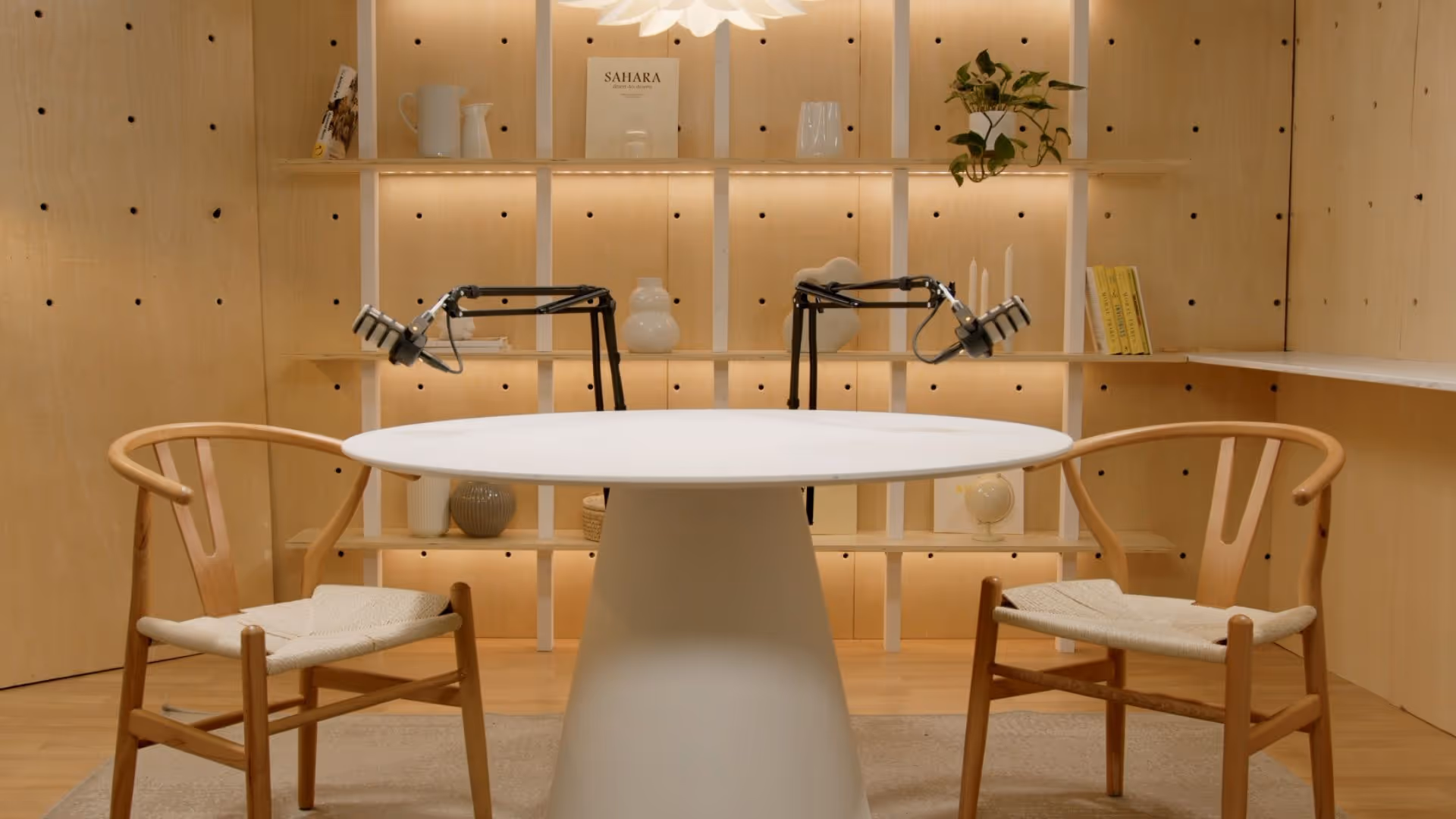 Studio podcast The Magician