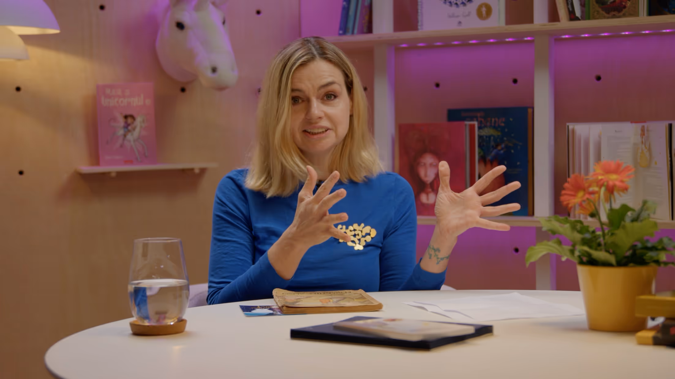 Ana Șipciu podcast studio